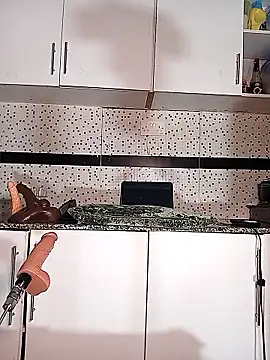 Snapshot of Bella045 chatting on 10/18/25, 01:19 Bella045 online show from 10/18/25, 01:19