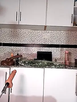 Snapshot of Bella045 chatting on 12/01/25, 06:57 Bella045 online show from 12/01/25, 06:57