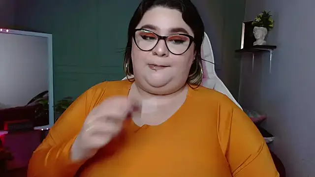 tiffany laurens online show from 12/06/24, 06:37