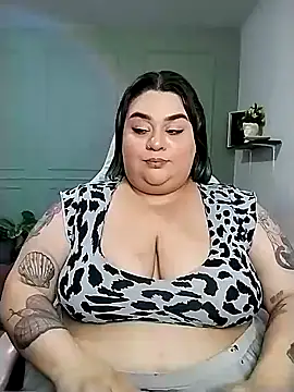 tiffany laurens online show from 01/06/25, 10:02