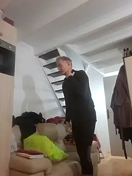 Snapshot of 60philippe chatting on 01/10/25, 07:14 60philippe online show from 01/10/25, 07:14