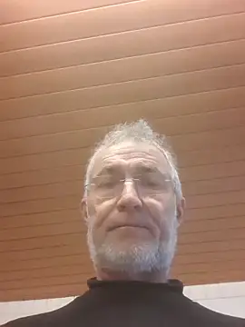 Snapshot of 60philippe chatting on 03/15/25, 08:48 60philippe online show from 03/15/25, 08:48