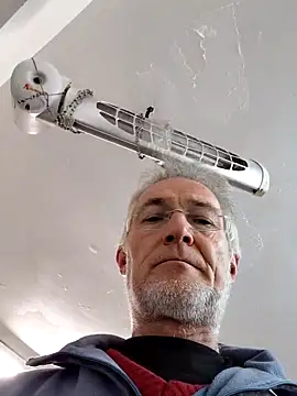 Snapshot of 60philippe chatting on 11/07/25, 09:53 60philippe online show from 11/07/25, 09:53