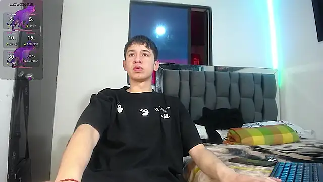 Mr daren  online show from 02/03/25, 05:46