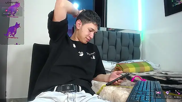 Mr daren  online show from 02/03/25, 08:57