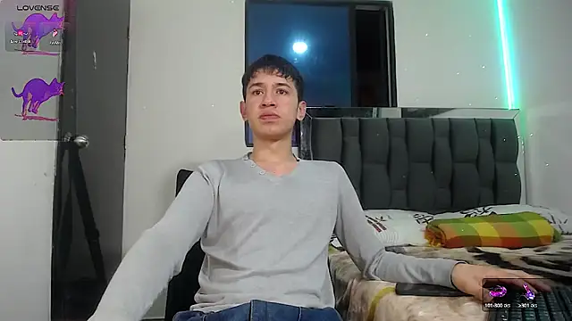 Mr daren  online show from 02/05/25, 06:04