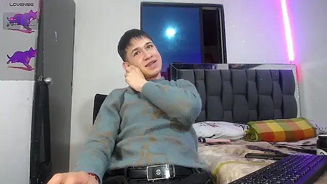 Mr daren  online show from 02/15/25, 08:22