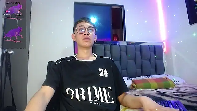 Mr daren  online show from 02/18/25, 04:59