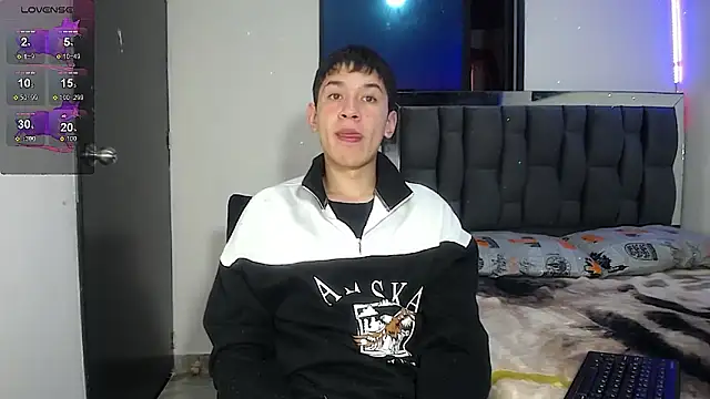 Mr daren  online show from 03/04/25, 05:56