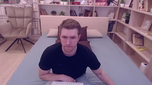 EthanPinkman online show from 03/14/25, 09:35