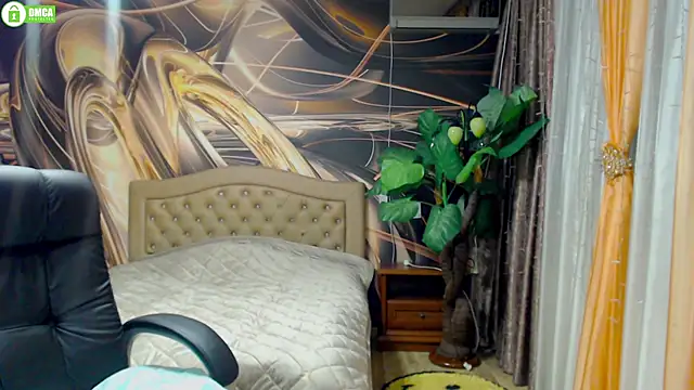 Snapshot of Sweet___Amelia chatting on 12/15/25, 04:00 Sweet Amelia online show from 12/15/25, 04:00