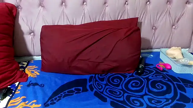 SweetMellowX1 online show from 12/22/25, 03:14