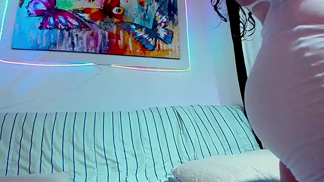 Snapshot of Katta150411 chatting on 02/25/26, 02:10 Katta150411 online show from 02/25/26, 02:10