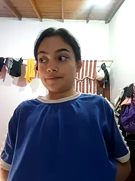 Snapshot of littlemelii chatting on 12/22/24, 05:34 littlemelii online show from 12/22/24, 05:34