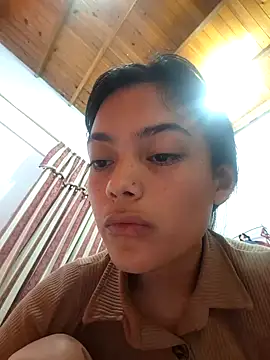 Snapshot of littlemelii chatting on 12/27/24, 11:42 littlemelii online show from 12/27/24, 11:42