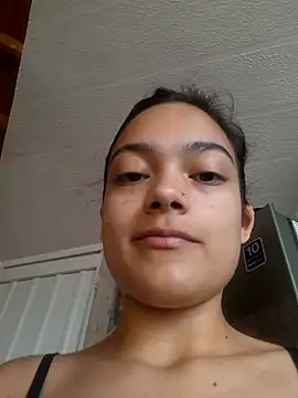 Snapshot of littlemelii chatting on 01/19/25, 03:53 littlemelii online show from 01/19/25, 03:53