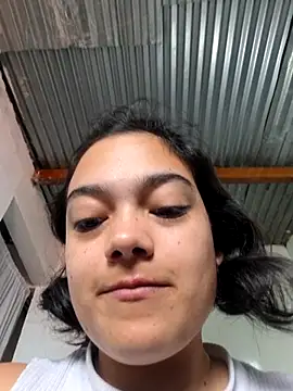 Snapshot of littlemelii chatting on 10/07/25, 02:47 littlemelii online show from 10/07/25, 02:47