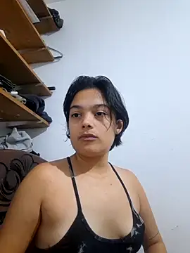Snapshot of littlemelii chatting on 03/21/26, 12:48 littlemelii online show from 03/21/26, 12:48