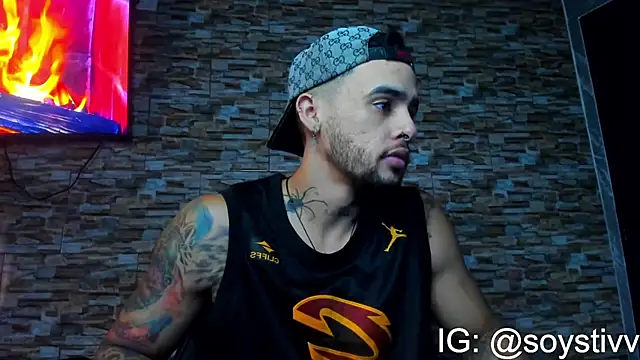 Snapshot of Seth_Owner chatting on 02/14/25, 01:29 Seth Owner online show from 02/14/25, 01:29