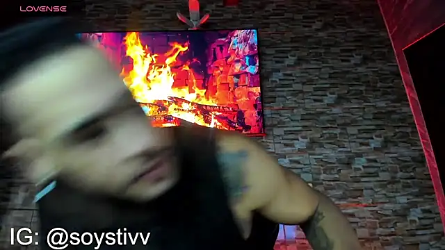 Snapshot of Seth_Owner chatting on 03/15/25, 01:51 Seth Owner online show from 03/15/25, 01:51