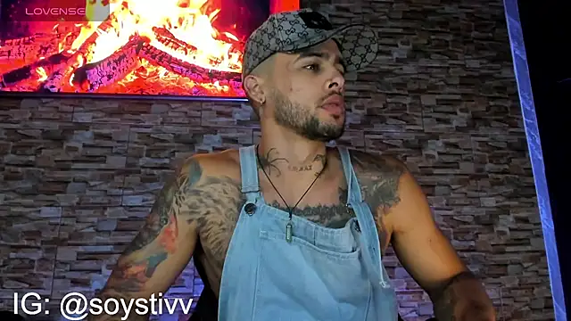 Snapshot of Seth_Owner chatting on 03/17/25, 02:12 Seth Owner online show from 03/17/25, 02:12