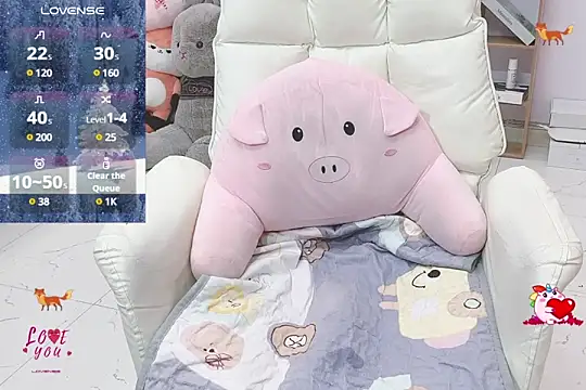  LLisa  online show from 01/11/25, 01:48