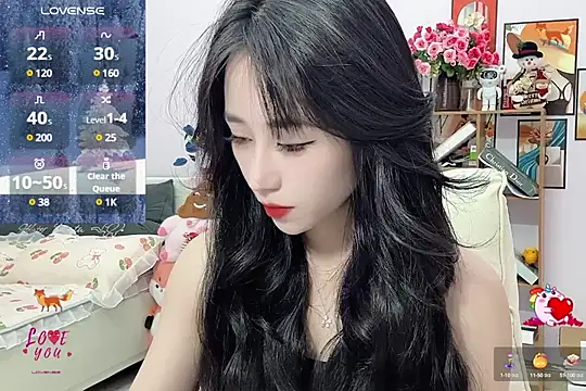  LLisa  online show from 01/13/25, 07:21