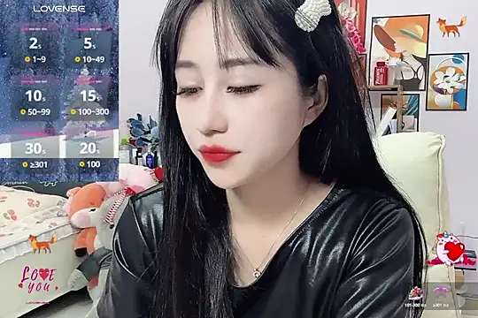  LLisa  online show from 02/14/25, 09:56