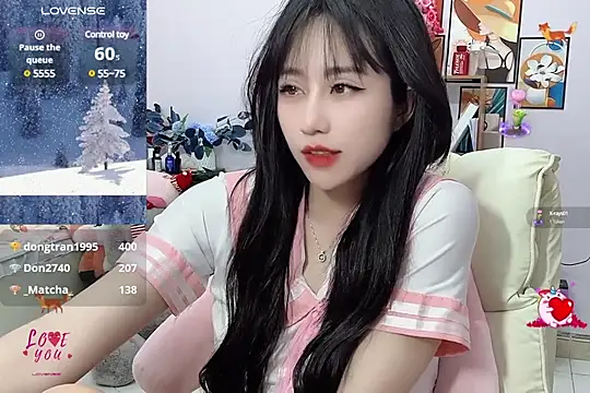  LLisa  online show from 02/15/25, 08:01