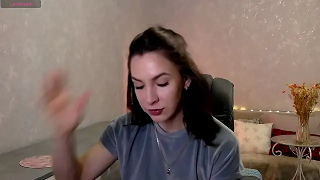 Snapshot of Naughty__Megan chatting on 03/13/26, 04:52 Naughty Megan online show from 03/13/26, 04:52