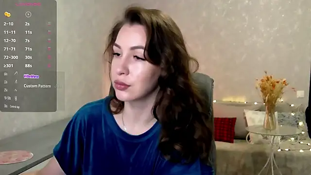 Snapshot of Naughty__Megan chatting on 04/17/26, 04:59 Naughty Megan online show from 04/17/26, 04:59