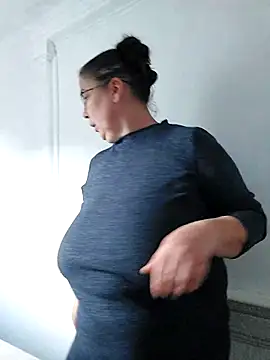 Snapshot of EmmaSquirt chatting on 03/19/25, 03:40 EmmaSquirt online show from 03/19/25, 03:40