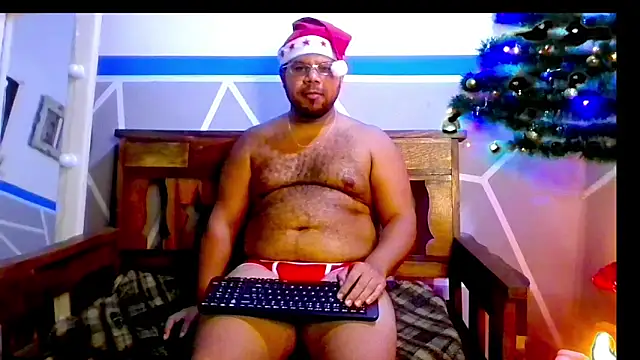 Snapshot of Evert_hairyboy chatting on 12/16/25, 06:35 Evert hairyboy online show from 12/16/25, 06:35