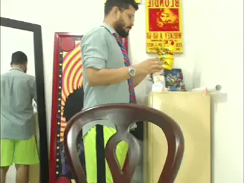 Snapshot of MikeRiverx chatting on 02/27/25, 03:04 MikeRiverx online show from 02/27/25, 03:04