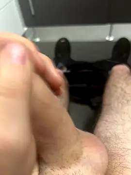 Drummer112 online show from 11/25/25, 01:55