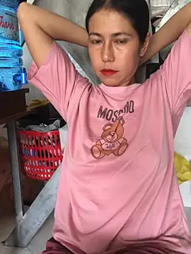 2HotAsain4u online show from 12/29/24, 01:34