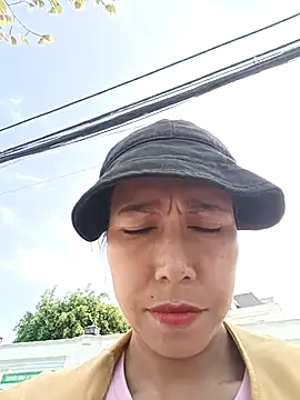 2HotAsain4u online show from 03/01/25, 07:51