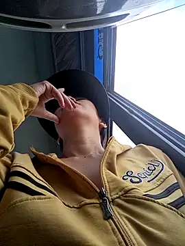 Snapshot of 2HotAsain4u chatting on 04/10/26, 02:28 2HotAsain4u online show from 04/10/26, 02:28