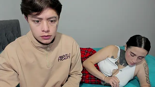 Snapshot of steban_and_kim chatting on 02/17/26, 09:10 steban and kim online show from 02/17/26, 09:10