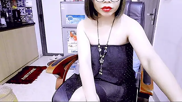 Snapshot of Miu-Le chatting on 04/28/26, 06:24 Miu-Le online show from 04/28/26, 06:24