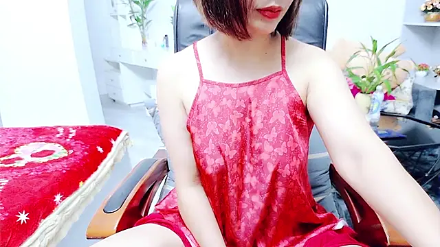 Snapshot of Miu-Le chatting on 06/13/26, 08:23 Miu-Le online show from 06/13/26, 08:23