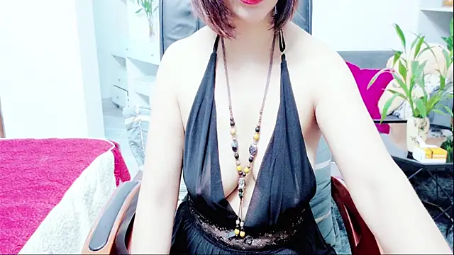 Snapshot of Miu-Le chatting on 07/06/26, 11:18 Miu-Le online show from 07/06/26, 11:18