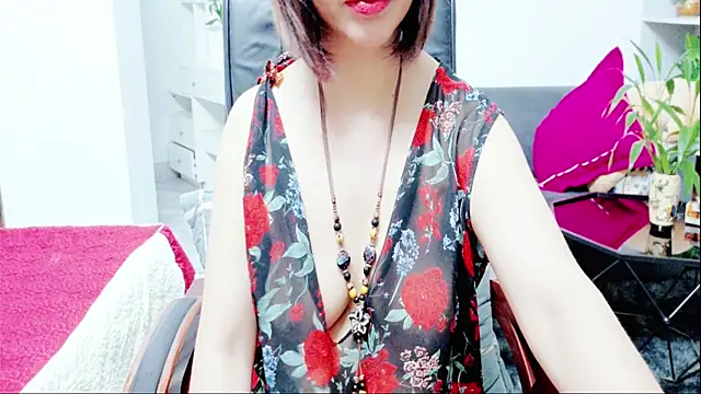 Snapshot of Miu-Le chatting on 07/08/26, 09:25 Miu-Le online show from 07/08/26, 09:25