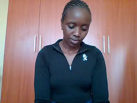 sexy darleen23 online show from 10/13/25, 01:00