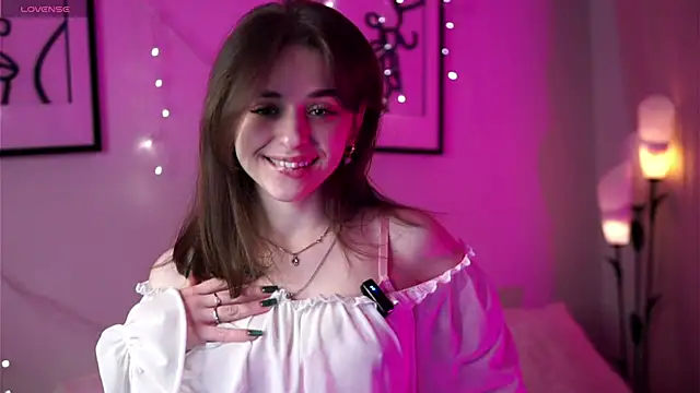 EstherMitchel online show from 02/14/25, 01:13