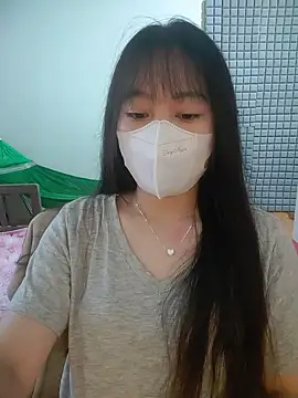 Kajisu 26 online show from 09/11/25, 12:44