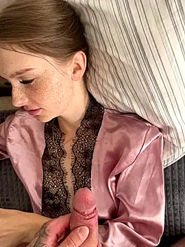 Snapshot of lovelly_molly chatting on 09/12/25, 07:41 lovelly molly online show from 09/12/25, 07:41