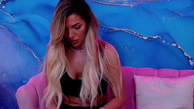 ClaraHazel online show from 03/03/25, 05:31