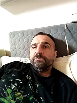 Snapshot of ivat80 chatting on 05/06/26, 04:52 ivat80 online show from 05/06/26, 04:52