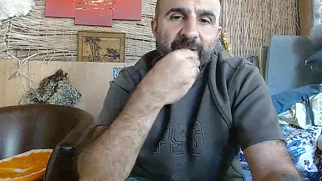 Snapshot of ivat80 chatting on 07/12/26, 09:11 ivat80 online show from 07/12/26, 09:11